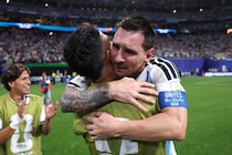 日本の午前３時で起きた悲劇…W杯史に残る神試合なのに「アルゼンチン地上波ないの？」「激ヤバ試合やってるのに悲しい」