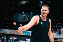 「デンバーに残りたい。ただ球団次第だ」ヨキッチが契約延長に言及。シュルーダーらNBA勢がW杯欧州予選で躍動＜DUNKSHOOT＞