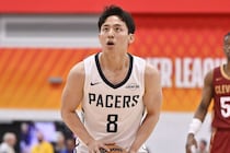 「ペイサーズの８番いい選手だったな」河村勇輝を“現地応援”する富樫勇樹にファン反響「やっぱり行ってる笑」「W杯よりこっちがメイン？」＜DUNKSHOOT＞