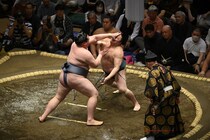「95歳すげぇなぁ～」大相撲中継に映り込んだ元NHKアナの超大物に視聴者仰天「元気そう」「本当にシャッキリしておられる」
