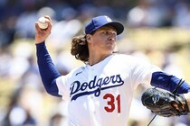 ドジャースに朗報！離脱中グラスノーがブルペン再開　153キロ計測もロバーツ監督「再発だけは…」