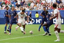 日曜朝８時に壮絶な打ち合い　W杯３位決定戦スコア６-４「オモロイ」「すげー試合になってる！」