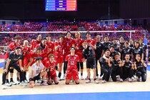 バレー男子日本、史上初の予選R12連勝にオフィシャル絶賛！ 歴史的快挙を激賞「なんてこった！」「ド派手に締めくくった！」【ネーションズリーグ】
