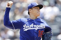 山本由伸、渡米後初のレギュラーシーズン完投「信じられない活躍だ」LA記者脱帽　異例のダブルヘッダー初戦で文句なしの10勝目、ブルペン陣を温存