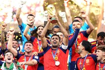 「史上最高の王者たち！」スペインが２度目の優勝、地元紙が大歓喜「スペインサッカー史上、もっともふさわしい勝利」【W杯】