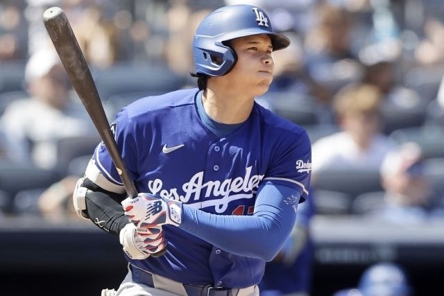 ドジャース、9対5でフィリーズに2連勝! マンシーの2ランで勝ち越し、エドマンの走者一掃適時打で三塁打 大谷翔平は4打数無安打
