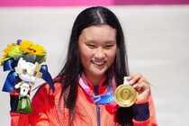 「相変わらずヤバすぎ」スケボー初代女王、“浴衣姿”で圧巻トリック披露「新鮮だなぁ～」「かわいい」ファン驚嘆
