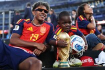 北中米W杯最大の癒し系　ピッチを縦横無尽に駆け回る19歳スペイン神童の弟に世界が虜「トランプが同じことをしたら許さないが…」