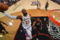 【NBA】レブロン、24年目の新天地は76ers！５度目の優勝目指し、２年800万ドルの“格安契約”でフィラデルフィアへ＜DUNKSHOOT＞