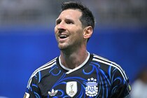 宿敵アルゼンチンに対する、ブラジル人の“複雑な感情”「もっと早く負けてほしかった。でもメッシのプレーには魅了された」【現地発コラム】