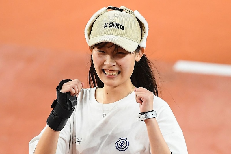 スケボー女子期待の17歳、“雰囲気ガラリ”の浴衣＆ショートヘア「可愛すぎる」「すごく似合ってて素敵」称賛続々