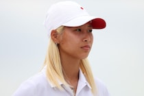 25歳で母になったスケボー元世界王者、息子とのツーショット＆近況報告「毎日ばたばただけど...」