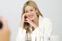 「すんごい透明感」24歳バレー女子が別人級に“大変身”　純白ジャケット＆ノースリーブ姿に絶賛の声「モデル活動いけますね」