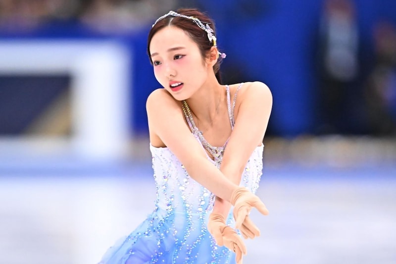 「わぁ～♡」本田真凜、“プリンセス”のような氷上演技に絶賛の声「天使すぎる」「あまりの美しさに言葉を…」