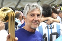 メッシの父ホルヘ氏が死去、世界中のメディアが一斉報道　各国クラブやリーグ、連盟、協会、アルゼンチン代表同僚ら追悼