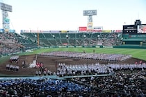 「汗をかいたら引かない」NPB本拠地で最も暑い球場はまさかのドーム？　東大卒の元プロ野球選手がベスト３を選出