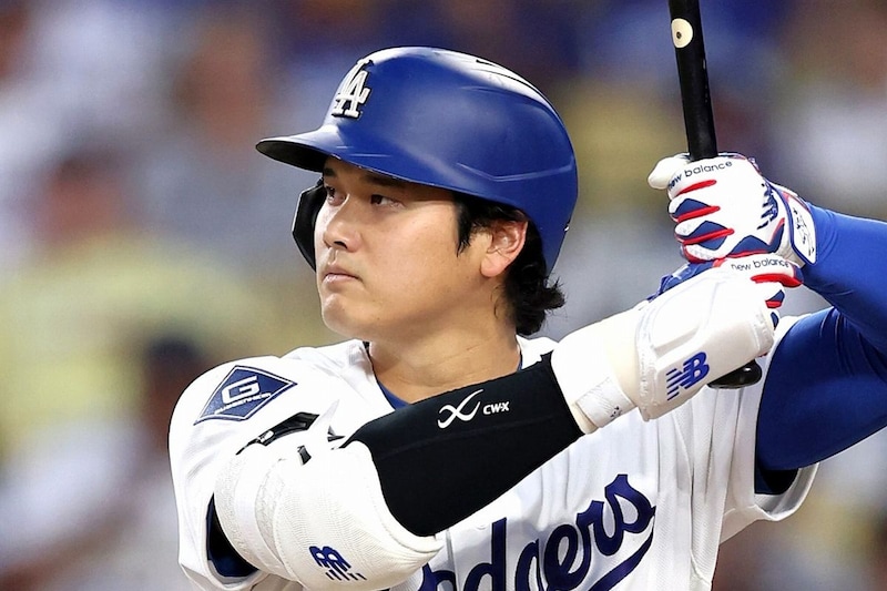 大谷翔平が６試合ぶり、逆方向への特大27号２ランHRでドジャース逆転！打球速度176キロ、角度34度の高いアーチを描き、121メートル飛ばす