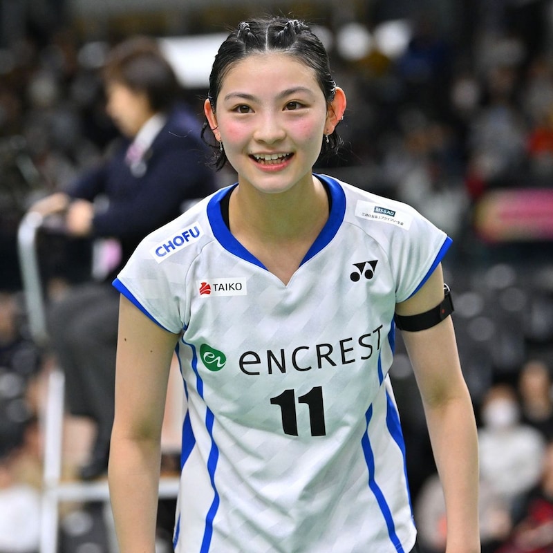 「マジで美少女すぎた」日本バドミントン界が誇る19歳女子の“ベリーショート変貌”が話題！「髪型何にしても可愛いのなんで？」