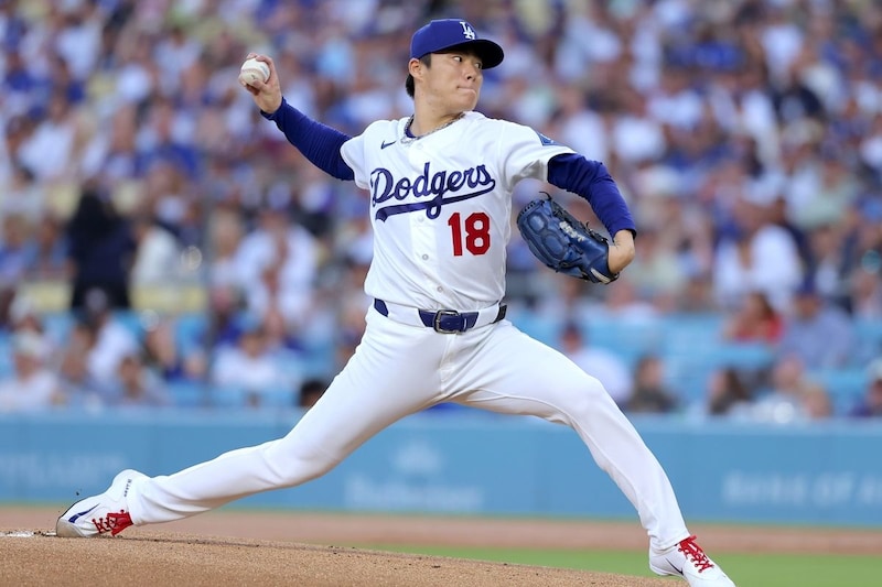 「エースが素晴らしい活躍」山本由伸6回1失点の快投、ドジャース勝利も…LAファン苦言「ディアスは信用ならない」「うちで一番恐ろしい選手」