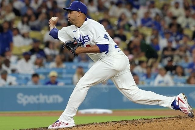 ドジャース、ポストシーズンで“守護神交代”か　元セーブ王が可能性に言及「まだ完全復活していない感じ」