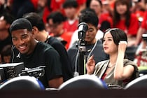 「顔小さいっ！」広瀬すず、テレ朝中継で共演した八村塁との“半端ない身長差”の一枚が話題「デレデレですな塁」