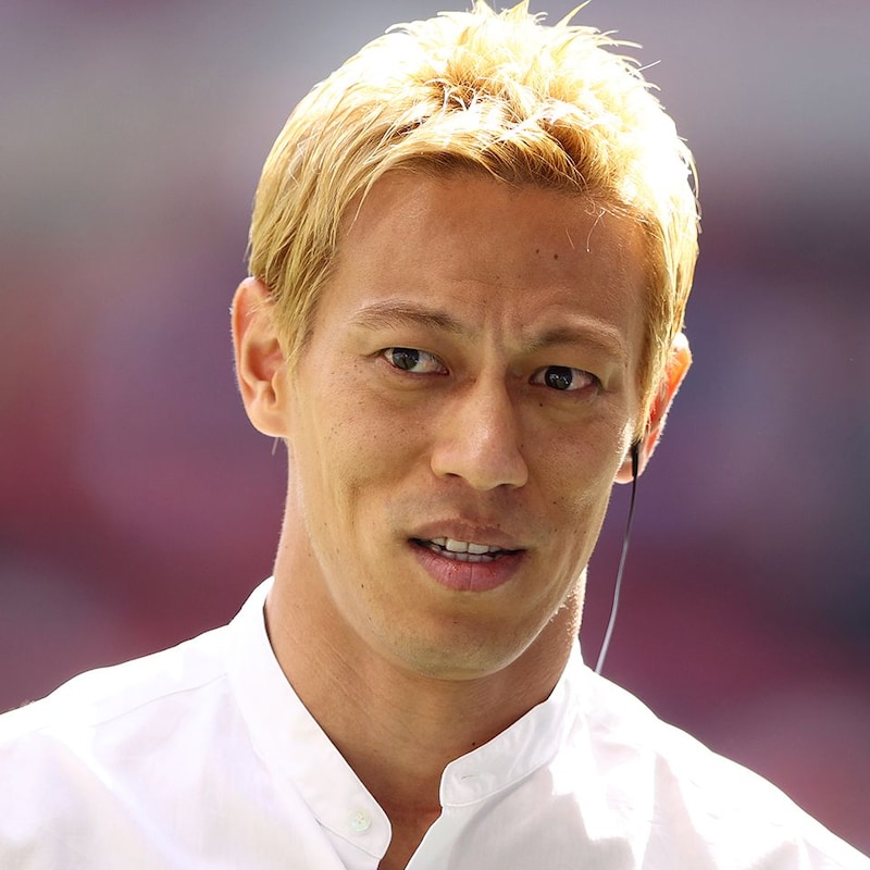 「試合を壊すレフェリーは…」「全て見抜けは理不尽」本田圭佑の“審判発言”に賛否噴出