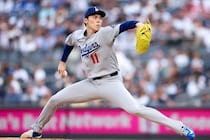 「ナイス粘投！」佐々木朗希、５回２失点６勝目の権利を持って降板　日本人ファン「よく踏ん張った」と称賛