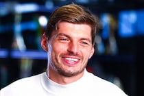 「F1にとってビッグニュースだ」フェルスタッペンの契約延長に反響止まず「2030年は異常な長さ」「勝てる車を作ってくれ！」