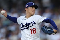 「山本由伸は史上最高」「トミー最高だ」サヨナラ勝ちに歓喜のドジャースファン、怒りの矛先を向けたのは…「リードを守り切れない」