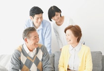 お正月の実家で発覚…家族の昔話を辿った結果⇒80代祖母まで「同じことしてた」！？