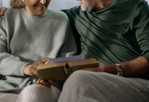 トランスジェンダーの19歳の孫　祖父母に”本当の性”を打ち明けると⇒「あなたが男の子でも…」返ってきた言葉に涙