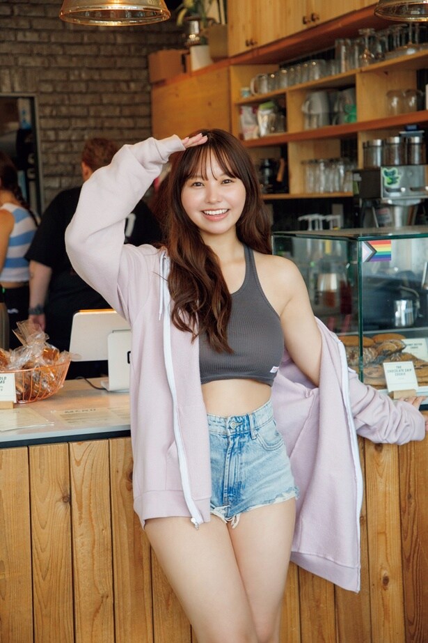 本郷柚巴の3rd写真集から先行カットが公開された