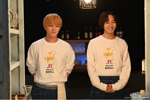 神山智洋(WEST.)、中村海人(Travis Japan)共演ドラマ「ミッドナイト屋台2～ル・モンドゥ～」最終話(第10話)の場面カットが公開された