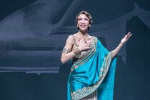 柚希礼音＆愛希れいかが美しき女スパイに　ミュージカル「マタ・ハリ」開幕