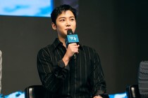 ＜濁流＞ロウンら主要キャスト6人が製作記者会見に登場「部屋の電気を消してご覧いただきたい」とアピール