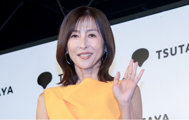 かとうれいこ、27年ぶりの写真集に“浦島太郎状態”「自分が一番びっくりしている」