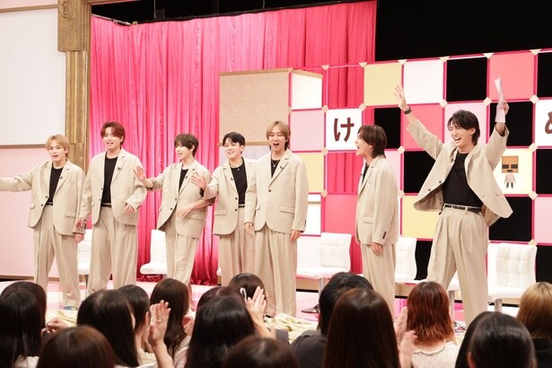 Travis Japan、浦和レッズの挑戦に感化されてリフティングに挑む＜けるとめる＞