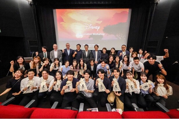 慶大生がディズニー・ジャパン経営陣を前に英語でプレゼン　実践型ワークショップ開催