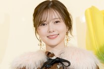 白石麻衣、気になるファッションアイテムはピンクのもの「ピンクがかわいいと思える年齢になってきた」