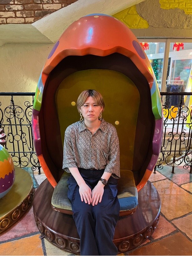 【写真】「上京を決めたあとに行った沖縄でのライブ、気もそぞろな私の顔」