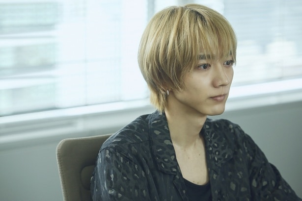 片山萌美“明野”、駒木根葵汰“羽山”を見守る姿が胸熱「泣いちゃう」とトレンド入り＜２５時、赤坂で Season２＞