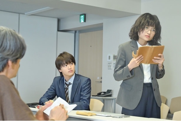 毎週5～6本ネタを出しても、半年間1つも採用されない日向子(奥山)…