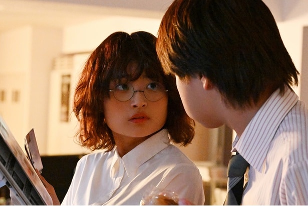  雑誌の写真と提供されたスクープ写真が同じ…!!