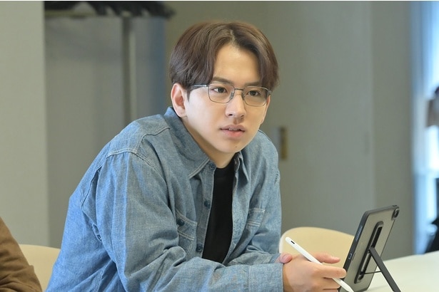 情報通の椿(佐藤友祐)