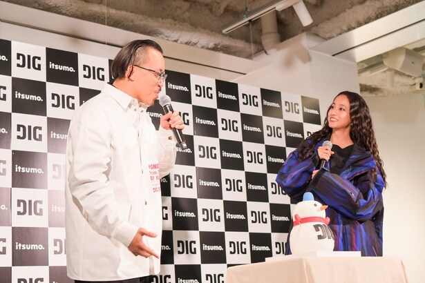 レスリー・キー氏