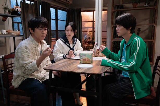 ＜ぼくたちん家＞美術デザイン・荒川淳彦氏インタビュー　及川光博“玄一”らが住む「井の頭アパート」の謎に迫る