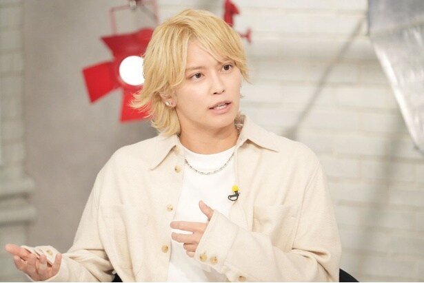 手越祐也、独立後の率直な思いや寂しさ、亡き父への感謝を語る「死をもって息子の僕に教えてくれたのかな」＜おしゃれクリップ＞