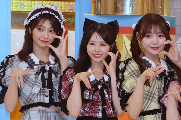 (写真左より)板倉可奈、佐野愛花、古澤里紗