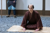 横浜流星“蔦重”、お白洲で対面した井上祐貴“定信”を挑発する発言に視聴者ハラハラ＜べらぼう＞