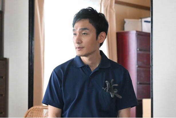 草なぎ剛“樹”の優しさと後悔…初回から心震わせる演技で魅了する＜終幕のロンド＞